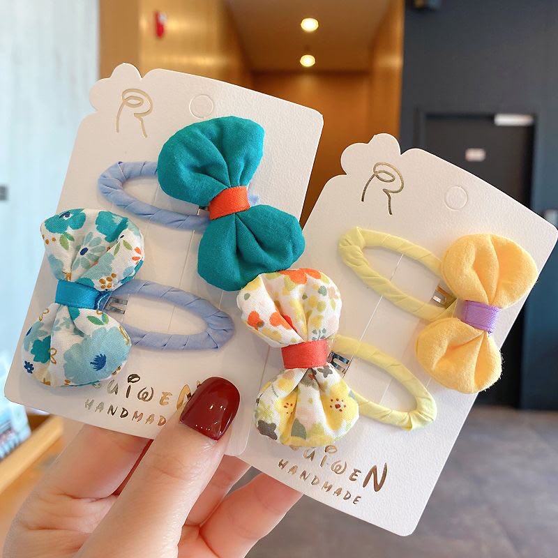 Girls Fabric Bow Hair Clip Set – Set of 2 Handmade-Style Snap Clips with Solid & Floral Print Bows | Cute Kids Hair Accessories for Side Styling, School, Parties & Everyday Wear